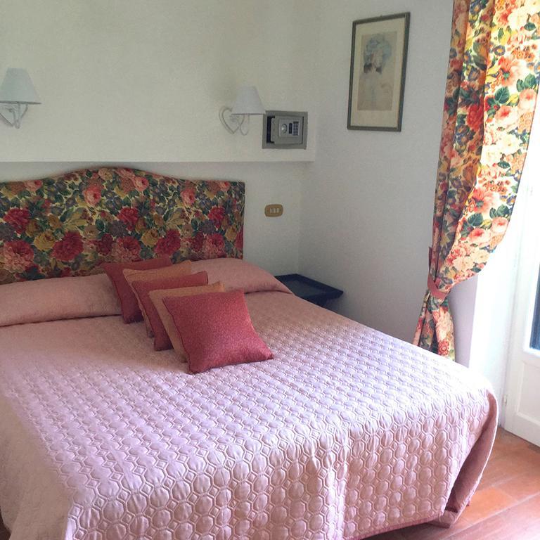 B&B Le Palme Ameglia Εξωτερικό φωτογραφία