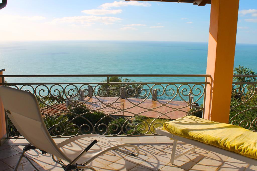 B&B Le Palme Ameglia Εξωτερικό φωτογραφία