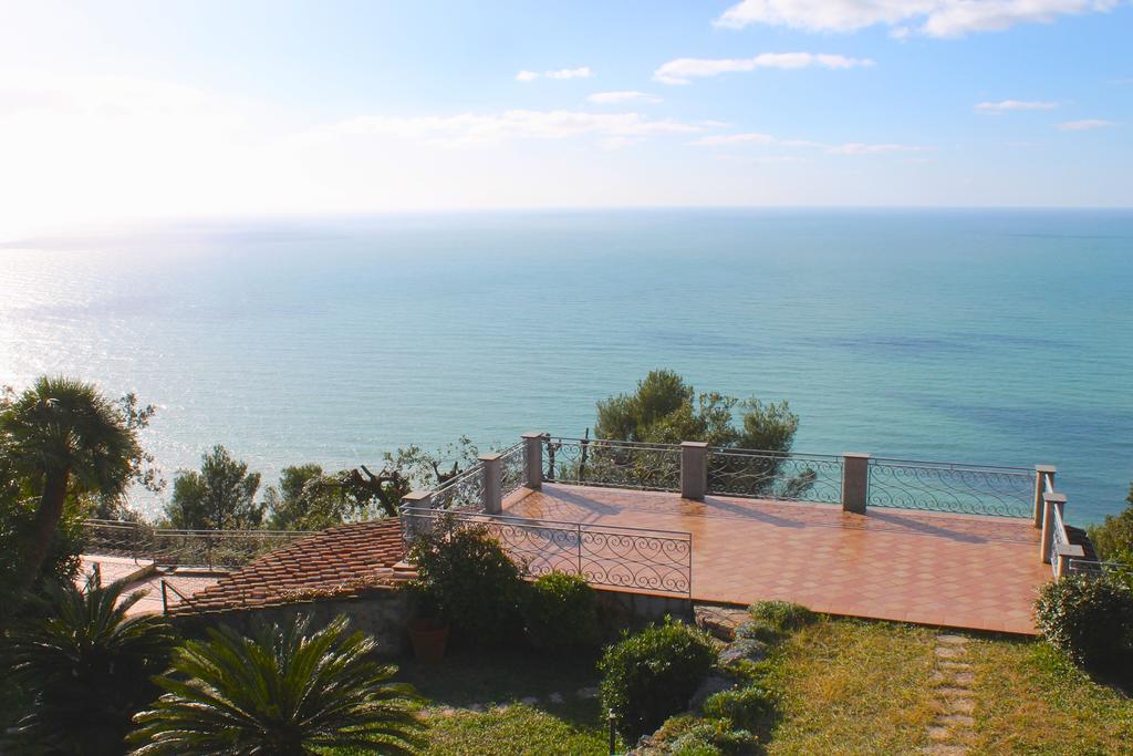 B&B Le Palme Ameglia Εξωτερικό φωτογραφία
