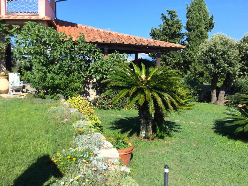 B&B Le Palme Ameglia Εξωτερικό φωτογραφία