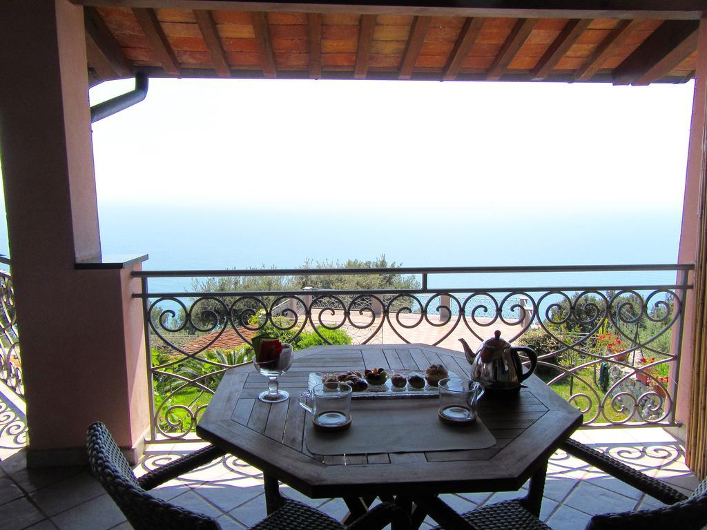 B&B Le Palme Ameglia Εξωτερικό φωτογραφία